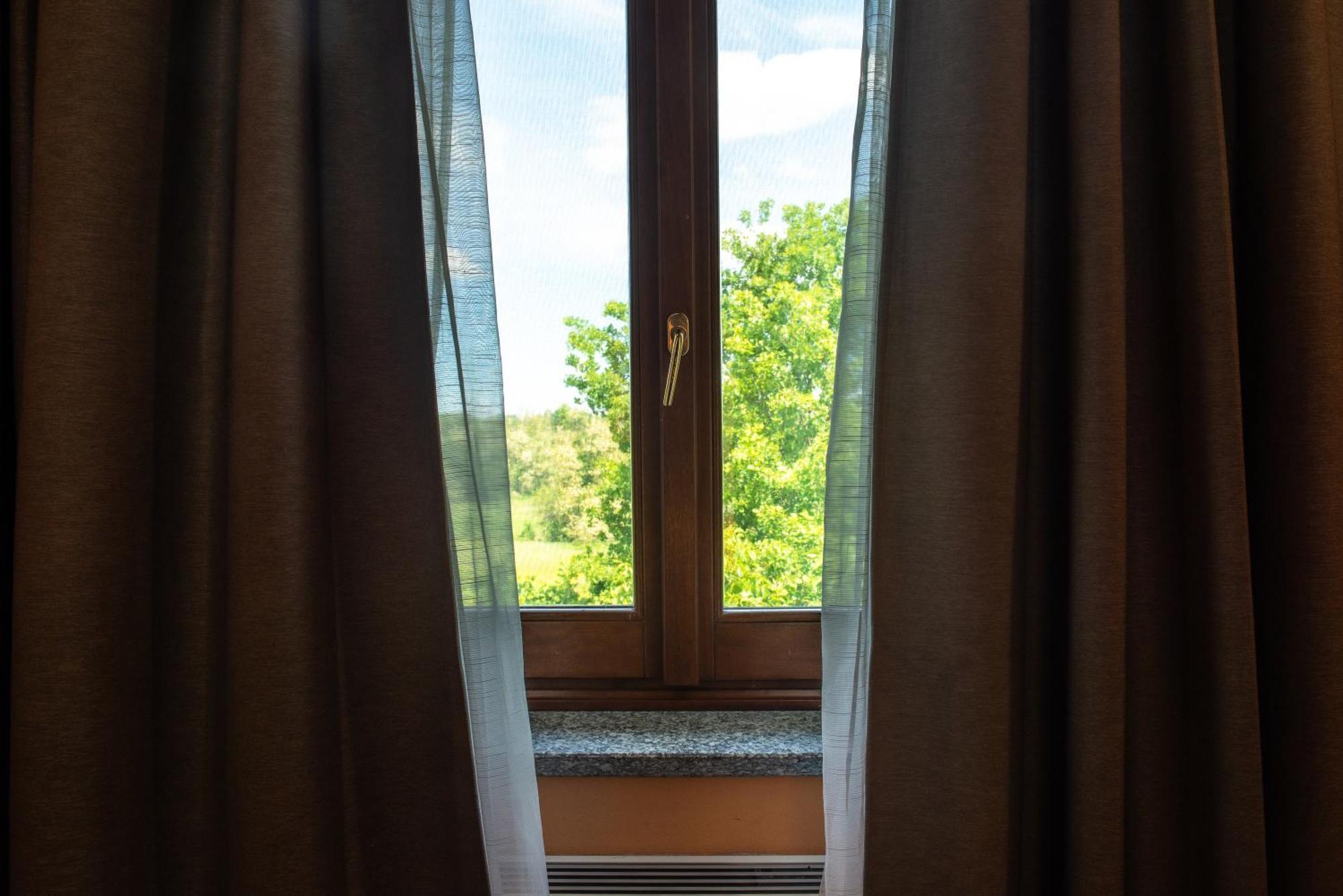 Country House Cascina Orto Pasturana ภายนอก รูปภาพ